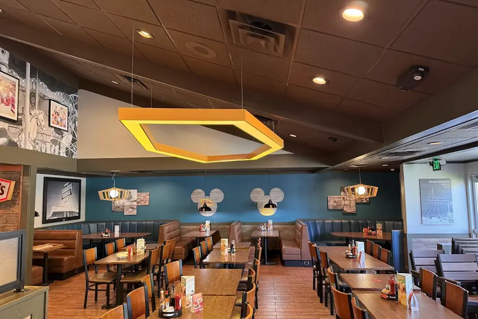 Denny's Restaurant