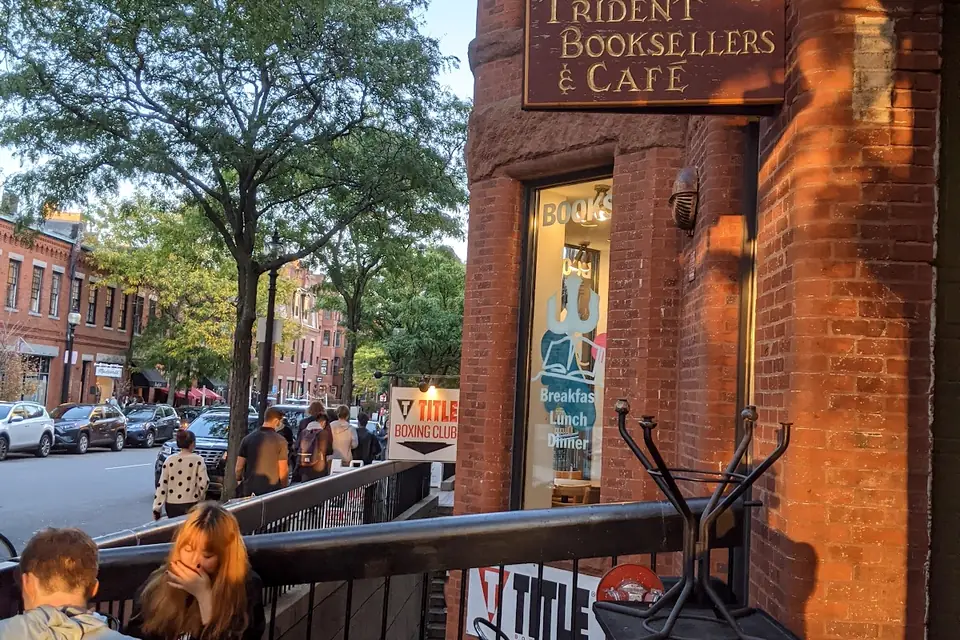 Trident Booksellers & Cafe