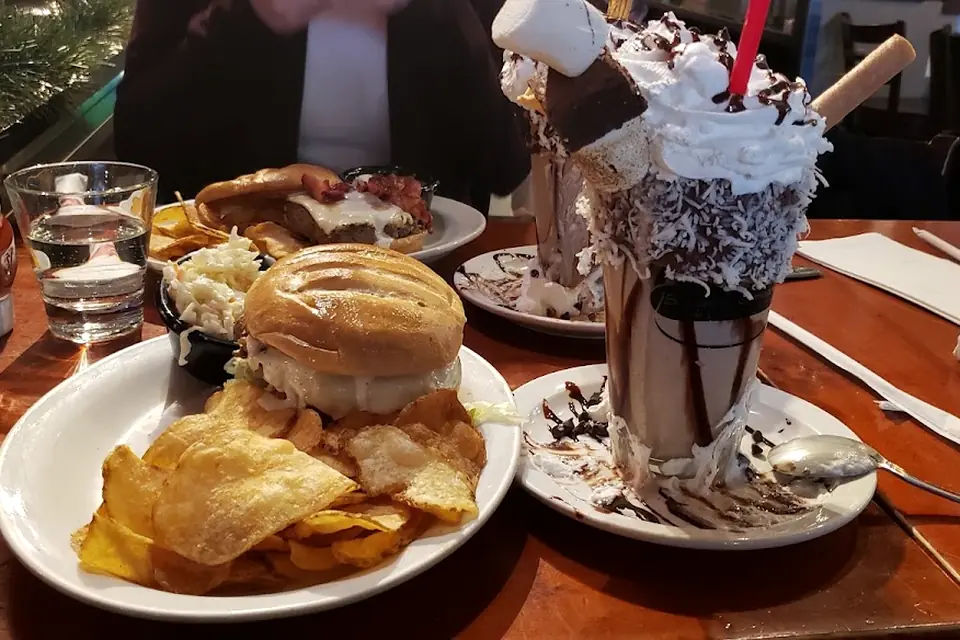 Boston Burger Company - Boylston St.