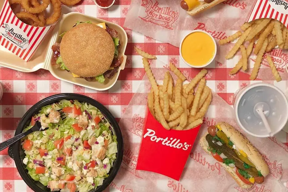 Portillo's & Barnelli's Chicago